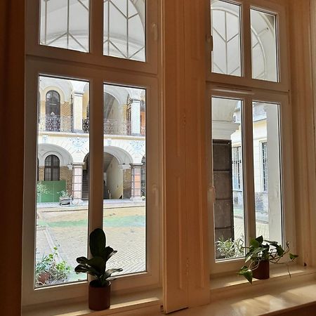 Stay At Liz Budapest Central Exterior foto
